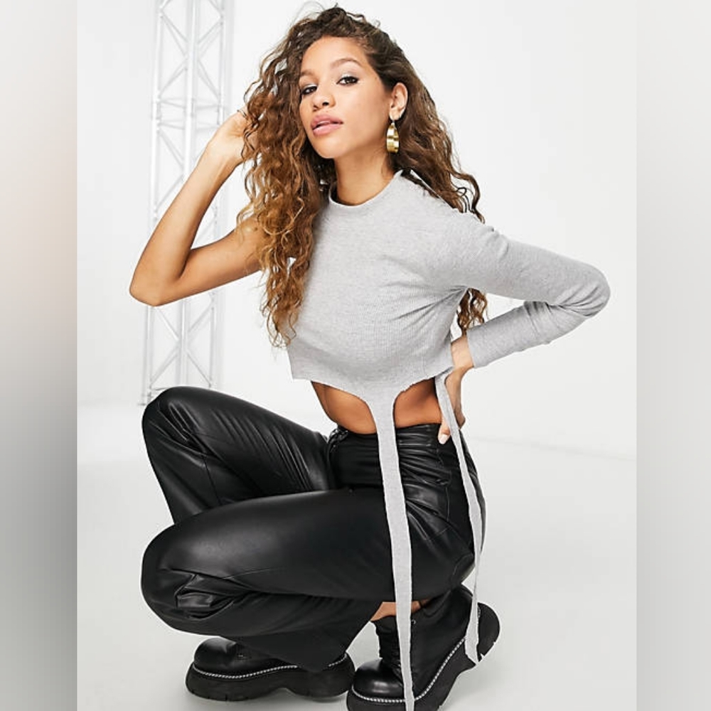I Saw It First Rib Crop Top in Grey Size 4 New With Tags